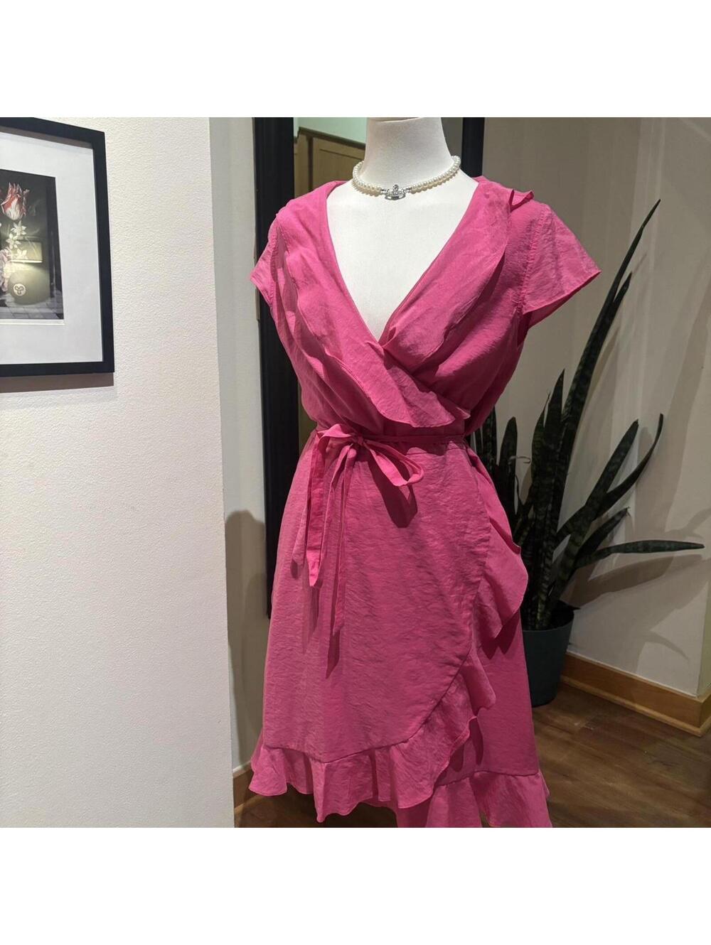Apt 9 Hot Pink Ruffle Wrap Mini Dress Barbiecore Vacation Size 10